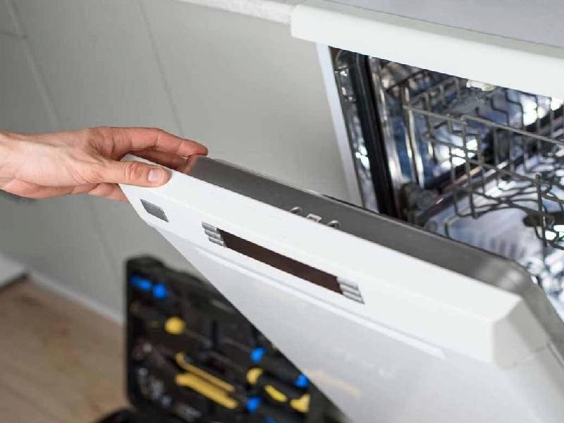 باز کردن در ماشین ظرفشویی